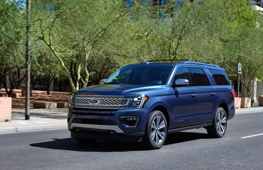  Ford Expedition MAX Platinum 2017 года  (фото 1 из 9)